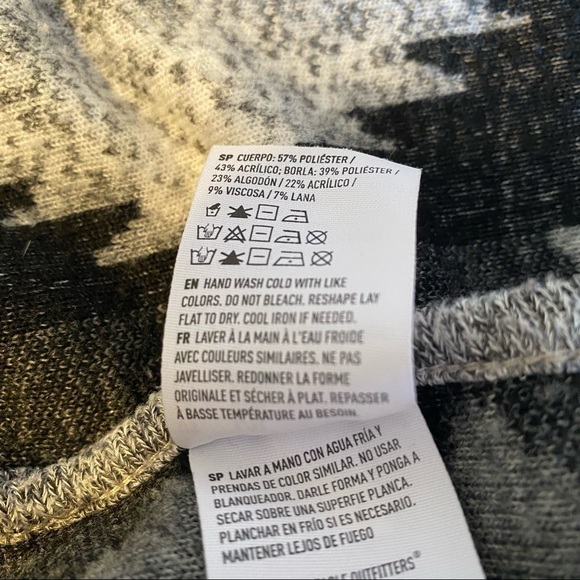 American Eagle Aztec Open Front Vest Fringe Cardigan - L/XL - Picture 6 of 10